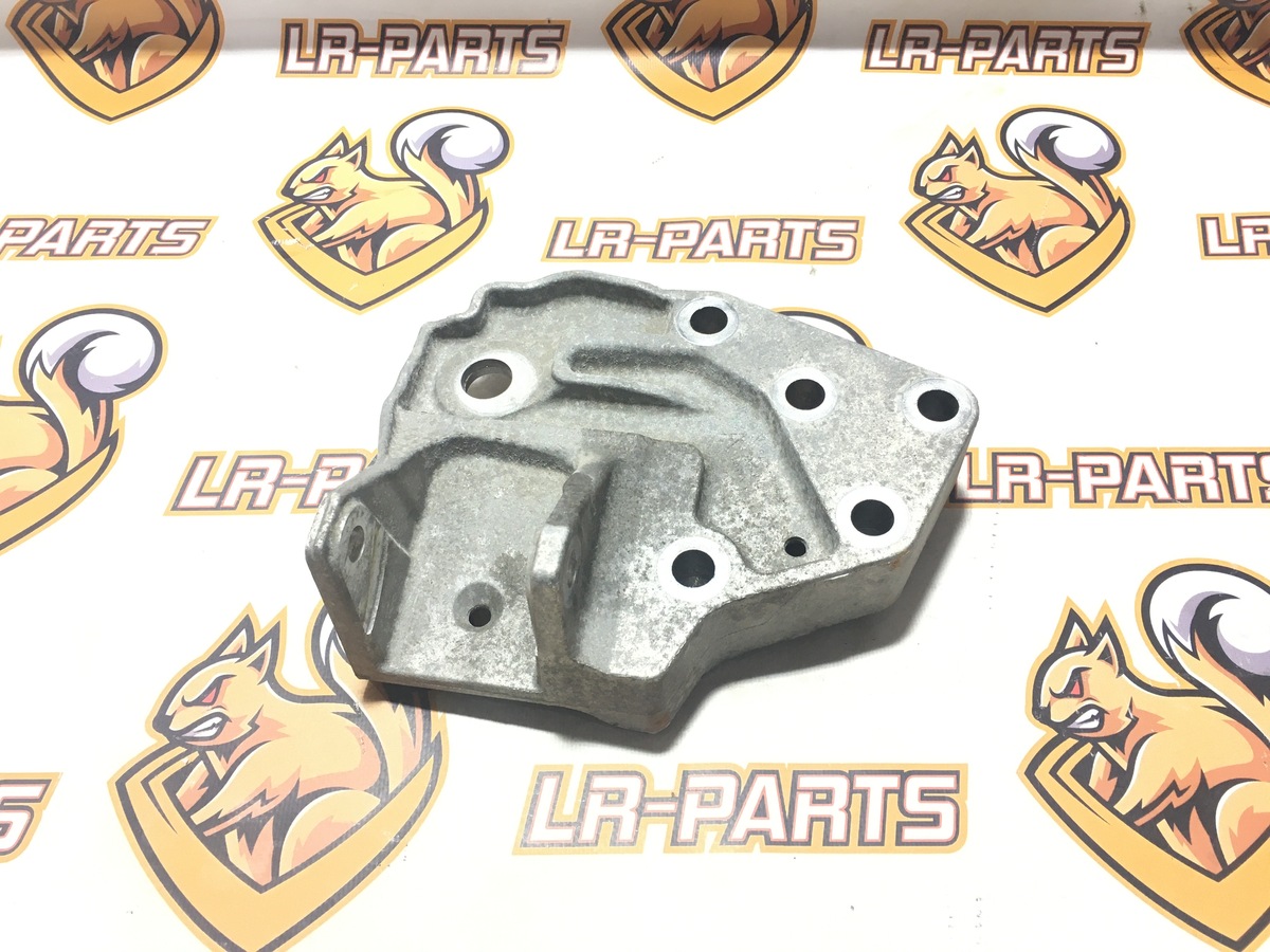 LR024735 Wspornik silnika RANGE ROVER EVOQUE L538 2011-2018 używany